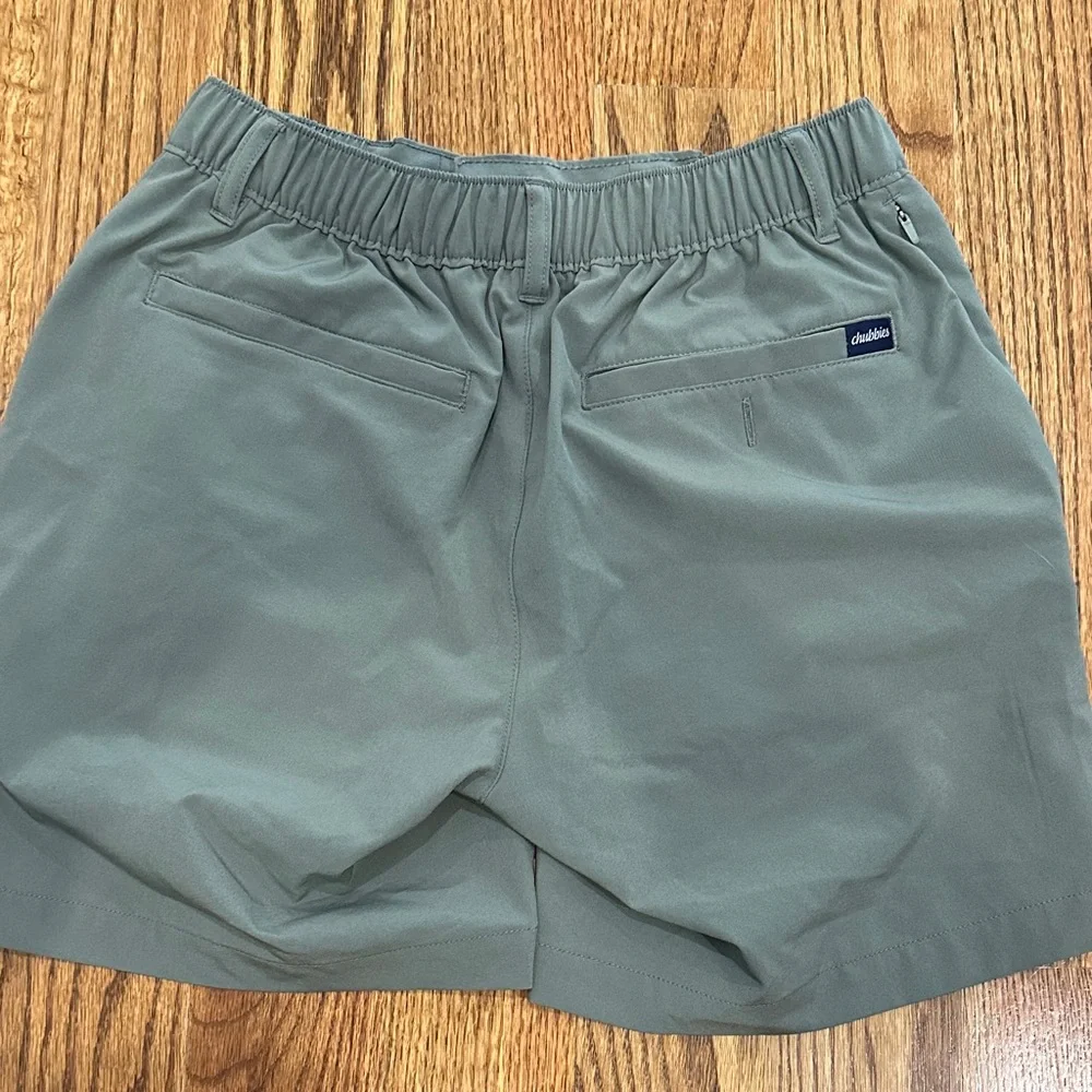 chubbies Men's Slate Green Pull-On Flat Front Shorts - Picture 2 of 6